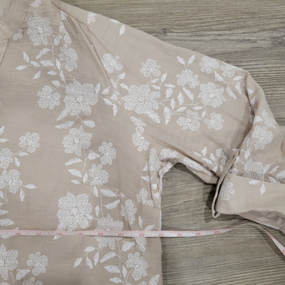 Sara Michelle Floral Print Button Down Blouse Size 2X - Picture 6 of 9